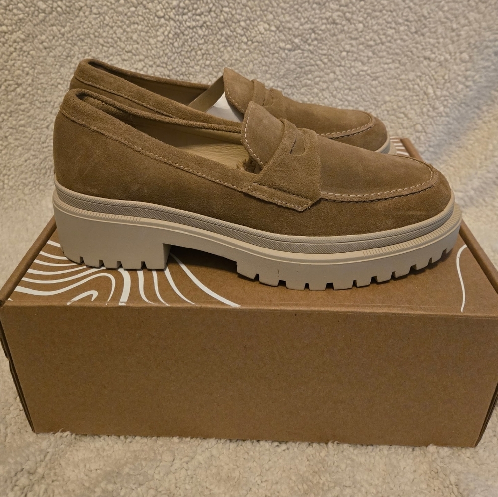 PLG Patina Chunky Loafers.        Womens Size 10 Taupe